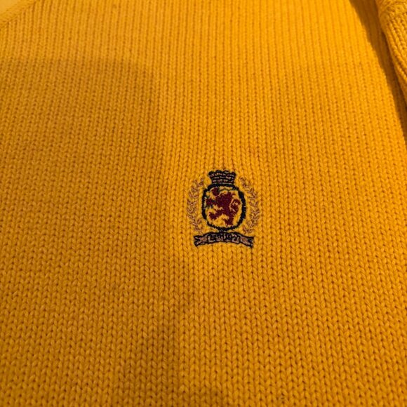 VINTAGE 90's - Tommy Hilfiger - Men's Crew Neck Sweater - Size: XL (Extra Large) - Picture 2 of 4